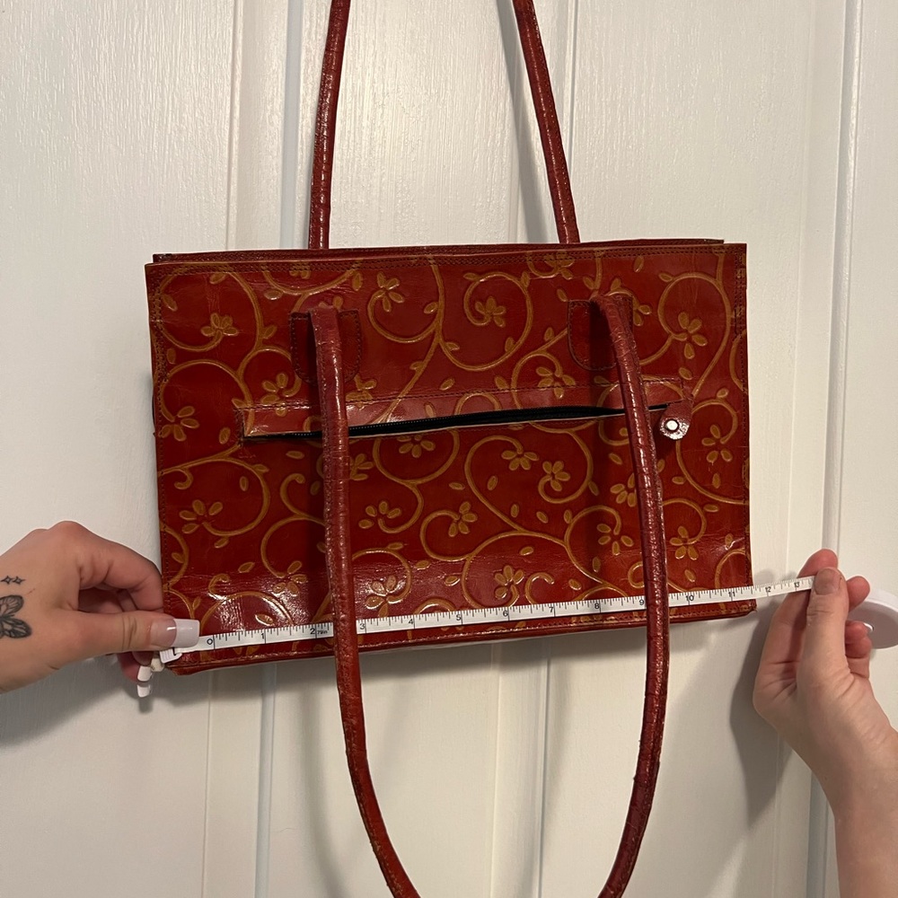 Genuine Leather handbag. - Picture 11 of 14